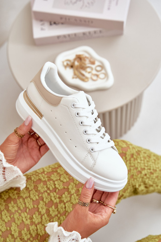 Bajo Zapatos de ocio con una plataforma de cuero ecológico Blanco-beige Nevelena