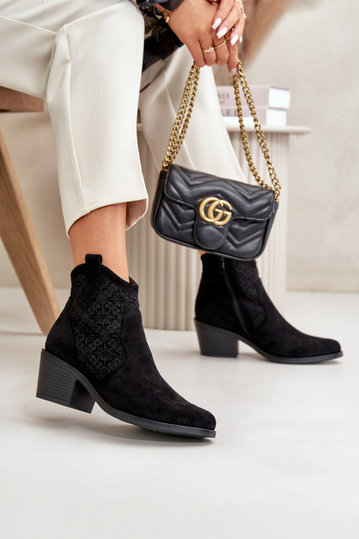 Botas caladas estilo vaquero Al castillo de gamuza ecológicaoAe de color negro S.Barski HY42-944 Botas caladas estilo vaquero Al castillo de gamuza ecológicaoAe de color negro S.Barski HY42-944