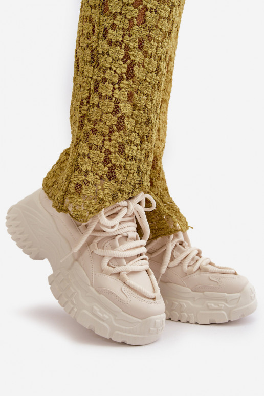 Zapatillas modelo zapatos de mujer con suelas masivas de moda en color marfil Nevela