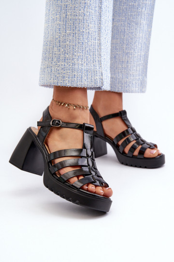 Sandalias de mujer con tacón efecto lacado en color negro Aninifer