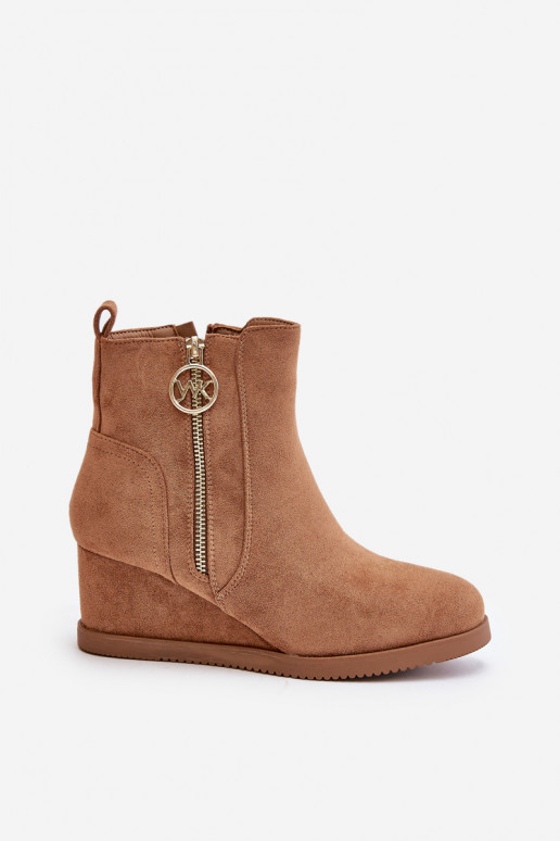 calentamiento Botas con una plataforma con cremalleras decorativas de gamuza ecológicaoAe color marrón Leretha