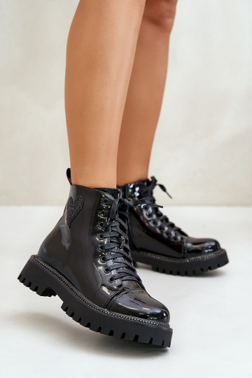 con efecto barniz Botas de mujer Al castillo Con decoraciones con corazonesm de color negro Obeena