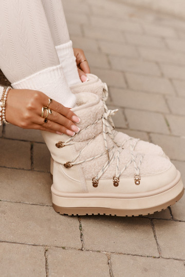Botas de nieve Femenino con plataforma y detalles elegantes color marfil Riaviana 2