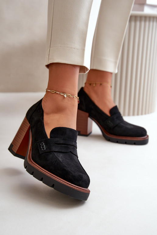 Zapatos de mujer de tacón fabricados... Zapatos de mujer de tacón fabricados...