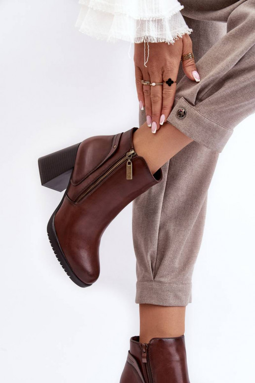 Botas con tacón alto color marrón Ryelle Botas con tacón alto color marrón Ryelle