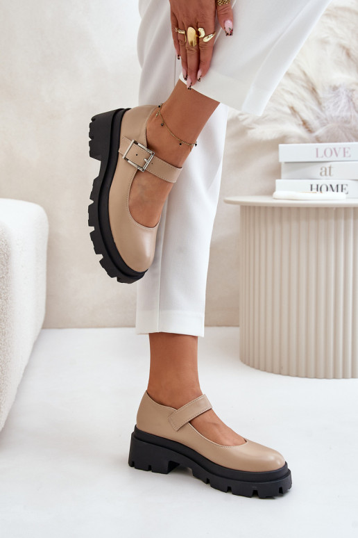 zapatos Femenino con hebillas beige Plikuria zapatos Femenino con hebillas beige Plikuria