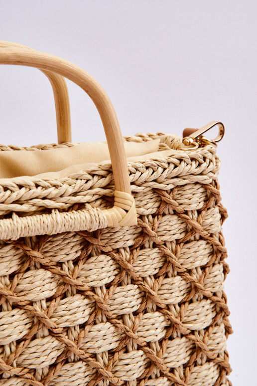 Bolso trenzado con estilo Bolso trenzado con estilo