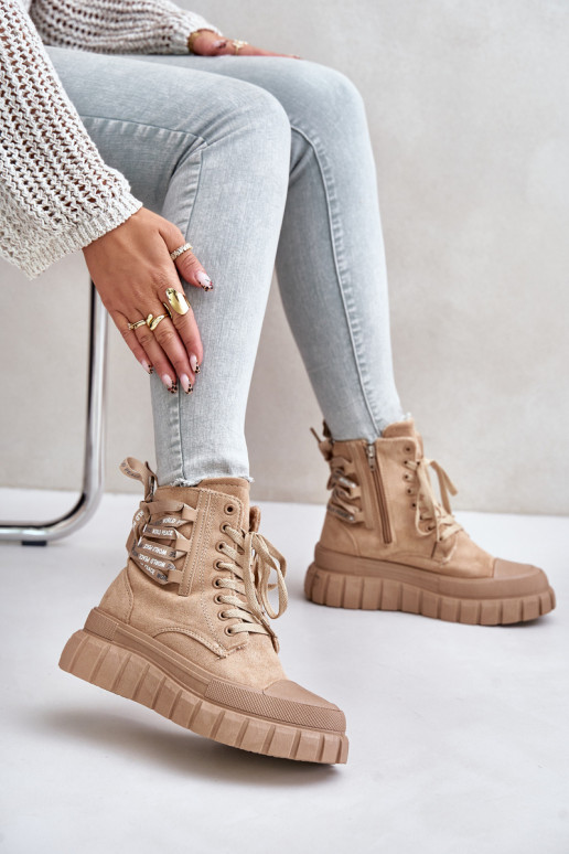 Botas de mujer con una plataforma Con decoraciones atándosem color marrón Edidda