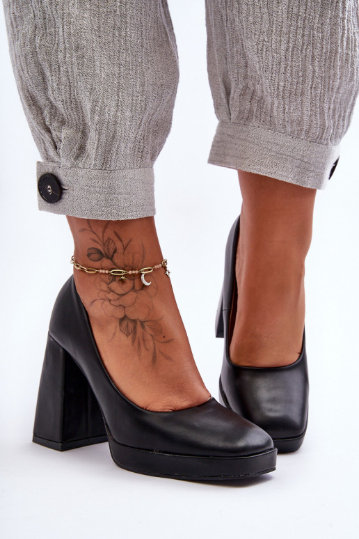 Zapatos con tacón ancho en color... Zapatos con tacón ancho en color...