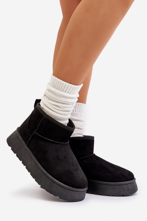 Bajo Botas de nieve Femenino con una plataforma calentamiento con pelo dentro de color negro Saldren