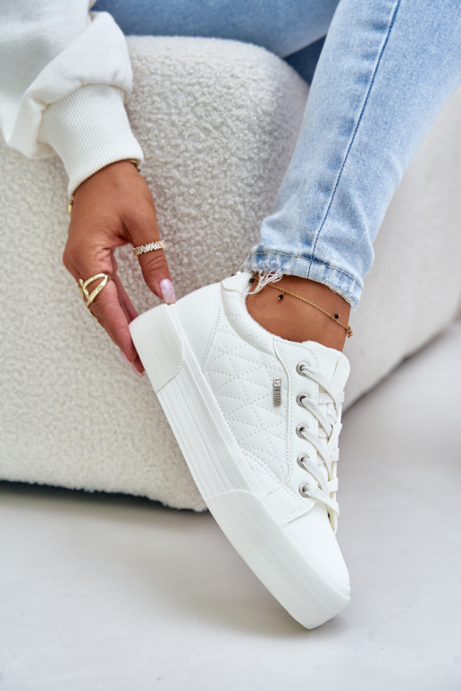 Zapatos de ocio con una plataforma calentamiento Big Star OO274A464 el color blanco