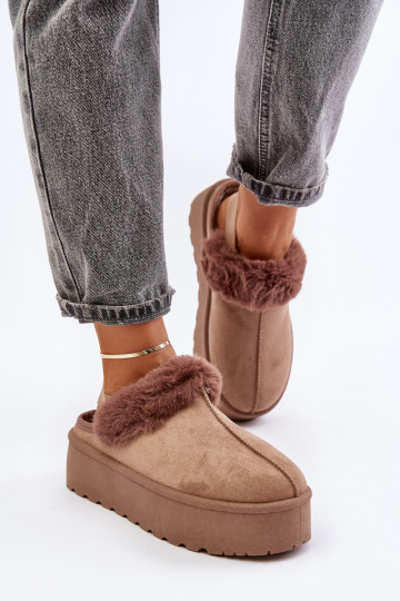 Zapatillas Femenino con una plataforma con un abrigo de piel beige Linaris 2