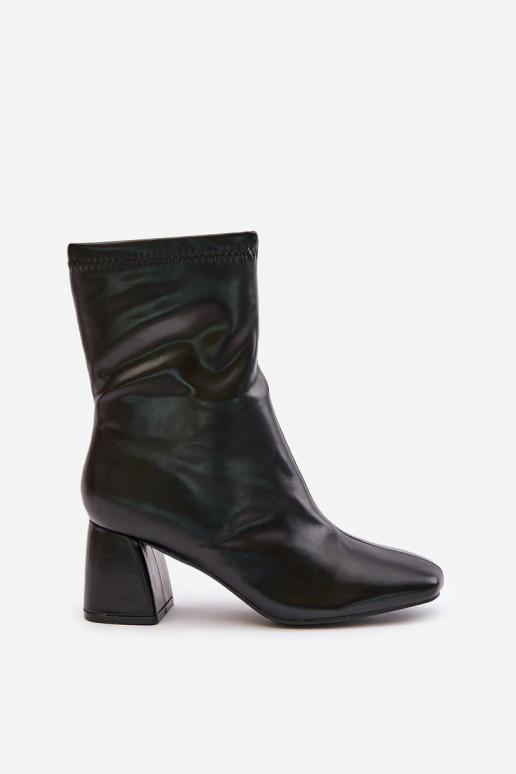 Suavemente Botas de mujer de cuero ecológico de color negro Izariel