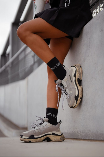 Medias Femenino con una nota 90's Baby de color negro