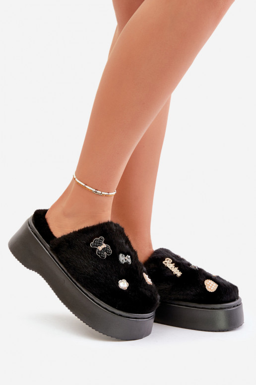 con un abrigo de piel Zapatillas Femenino Sobre una suela gruesa Z Przypinkami de color negro Zintoria