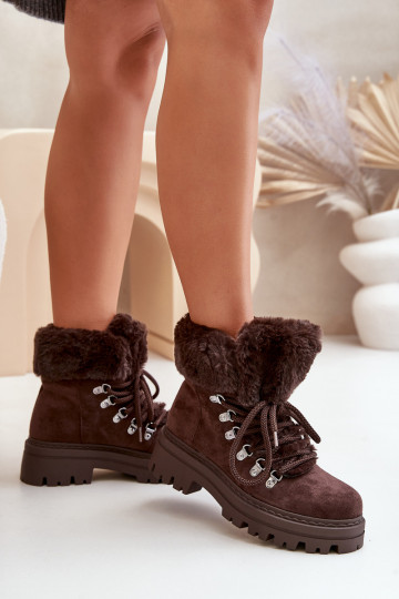 con cordones zapatos Femenino con un abrigo de piel marron oscuro Vaminia
