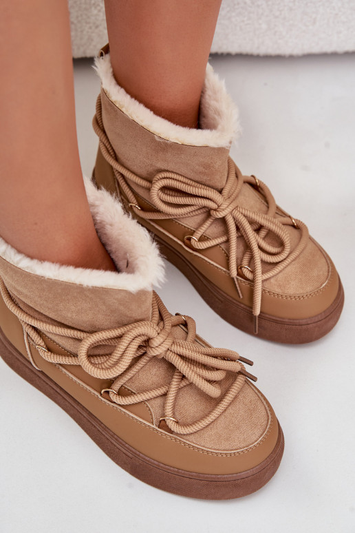 Botas de nieve Femenino con una plataforma calentamiento con pelo dentro color marrón Aziara Botas de nieve Femenino con una plataforma calentamiento con pelo dentro color marrón Aziara