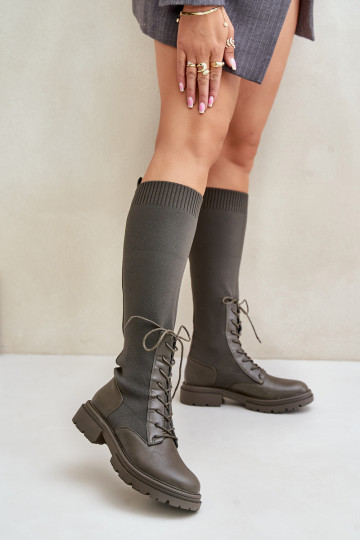 Un modelo convincente botas Ze SkarpetkoAą CholeAką de color caqui Iranel 2