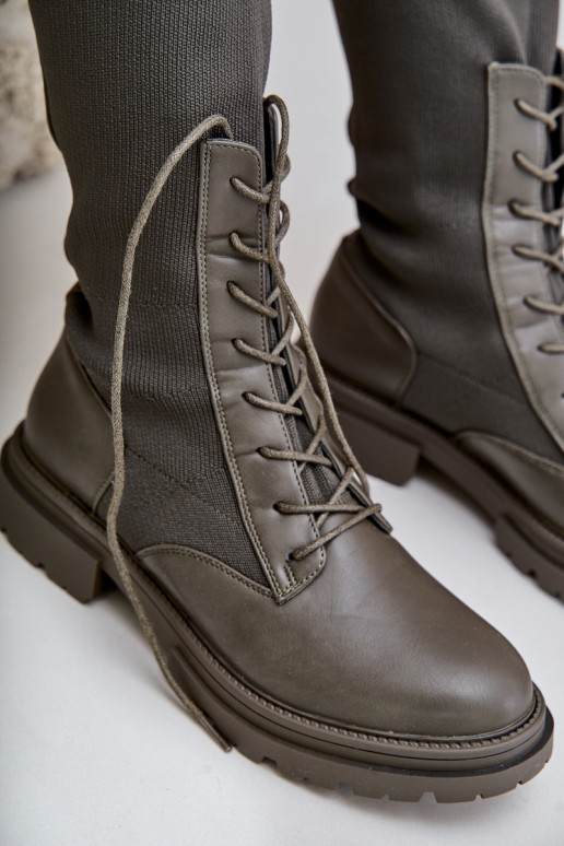 Un modelo convincente botas Ze SkarpetkoAą CholeAką de color caqui Iranel Un modelo convincente botas Ze SkarpetkoAą CholeAką de color caqui Iranel