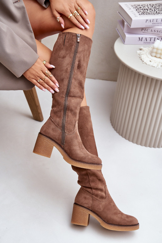 Botas altas con tacón forradas de ecopiel color marrón Leamirael