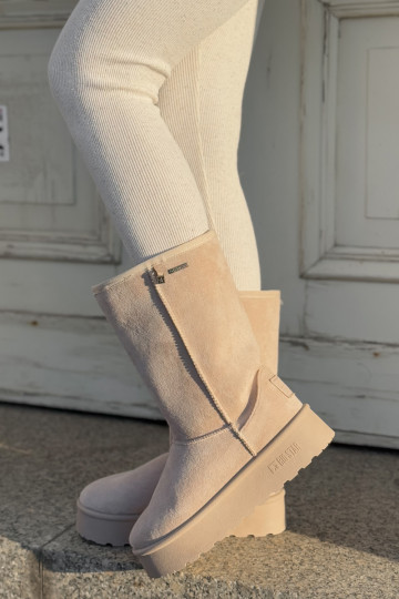 Alto Botas de nieve con una plataforma Big Star OO274894 color marfil 2