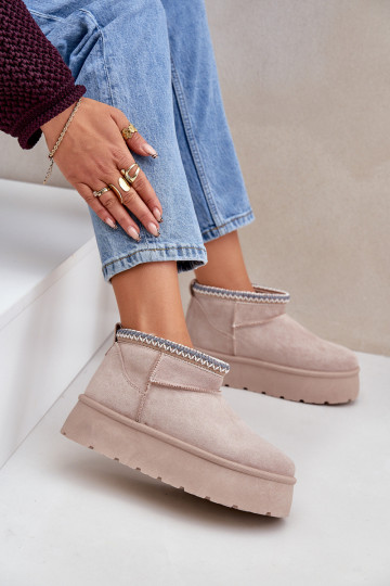 Botas de nieve con una plataforma Con decoraciones Haftem color marfil Heslania