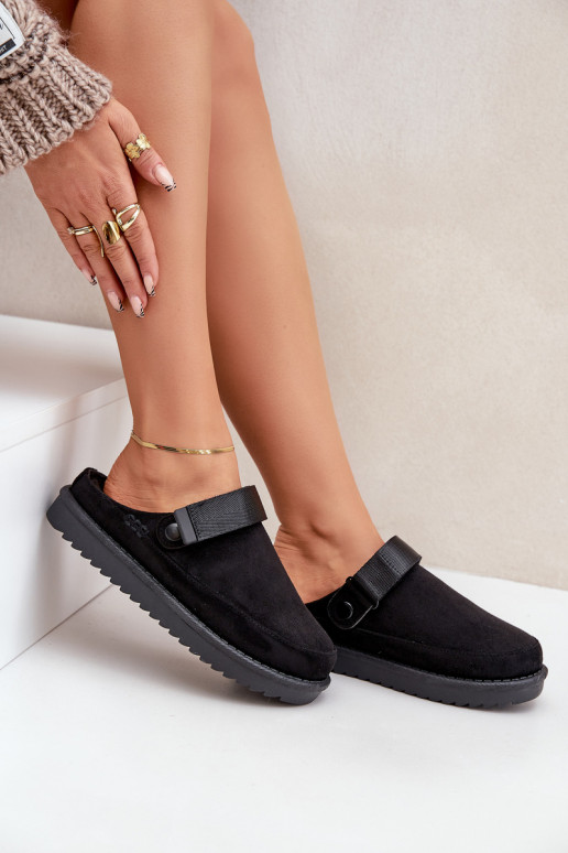 calentamiento Zapatillas Femenino con una plataforma de color negro Neliel