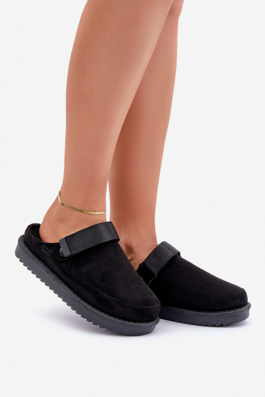 Zapatillas forradas para mujer con plataforma en color negro Neliel