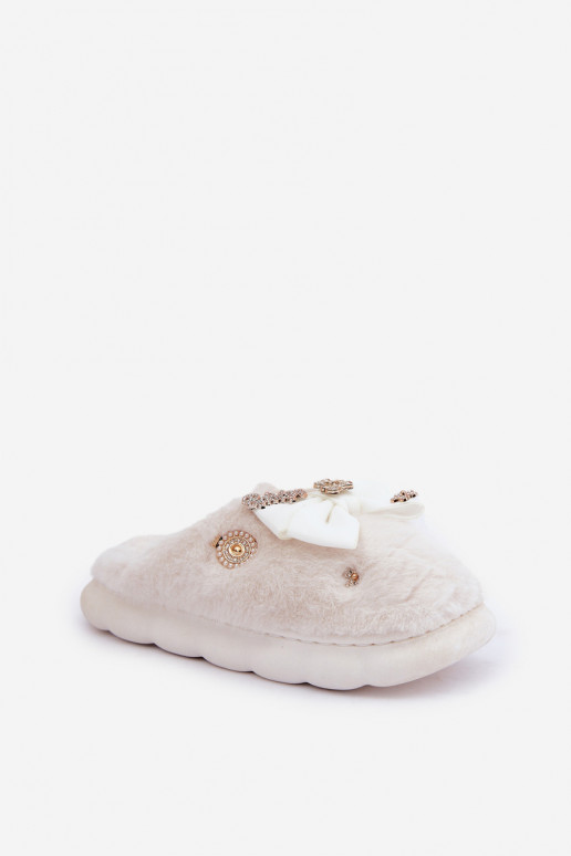 Pantuflas con forro de piel y lazos en color blanco Annalira