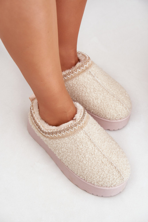 Botas de nieve Femenino con una plataforma Z Haftem color marfil Tirissa Botas de nieve Femenino con una plataforma Z Haftem color marfil Tirissa