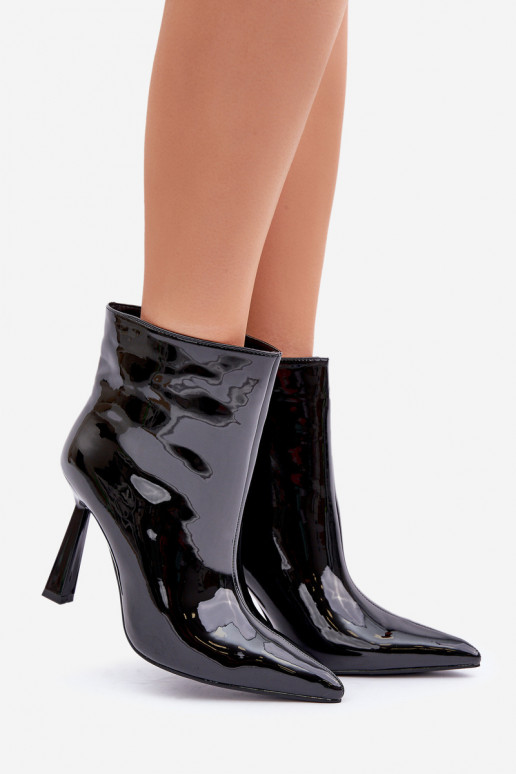 con efecto barniz Botas Activado Szpice Un modelo convincente de color negro Seliri con efecto barniz Botas Activado Szpice Un modelo convincente de color negro Seliri