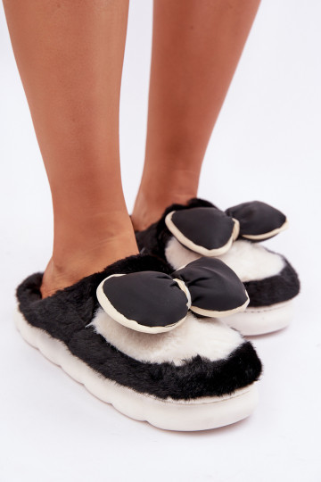 Chancletas con lazo de piel en color negro Grilis