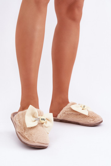 Zapatillas de mujer con forro de piel I Lankas color arena Olfedi 2