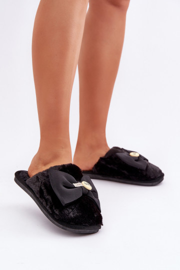 Zapatillas Femenino con un abrigo de piel I Arco de color negro Olfedi