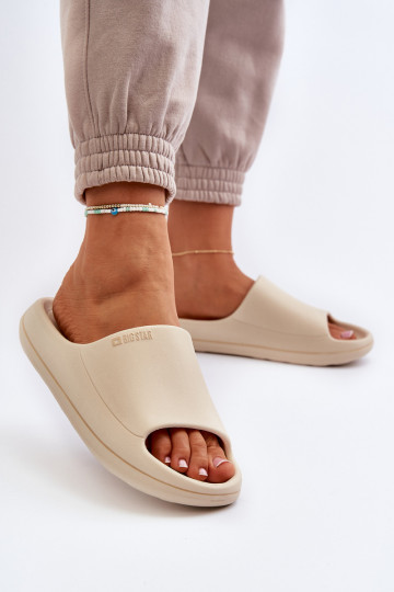 Chanclas de mujer Big Star NN274A040 en color arena