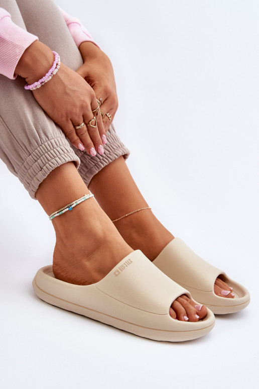 Chanclas de mujer Big Star NN274A040 en color arena