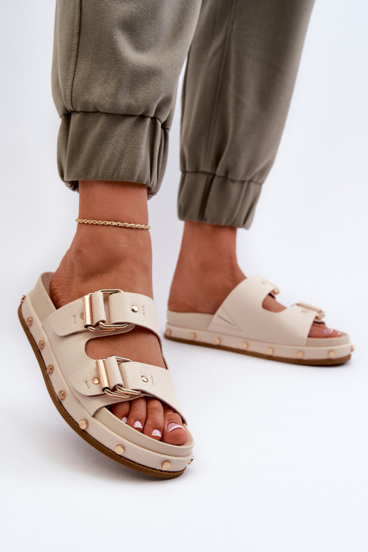 zapatillas de mujer con una plataforma Big Star NN274083 beige