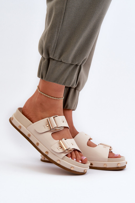 zapatillas de mujer con una plataforma Big Star NN274083 beige