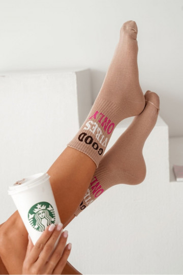 Calcetines de Mujer con Inscripción Good Vibes Only Beige