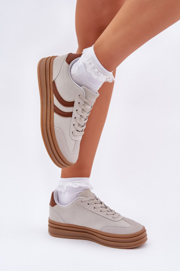 Zapatillas modelo bata con plataforma color gris DoriĮa 2