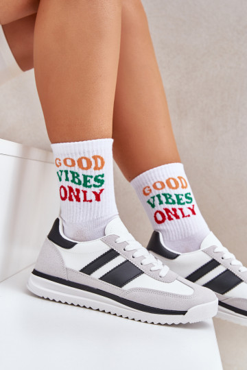 zapatillas Zapatillas modelo zapatos. Femenino el color blanco Galabis 2