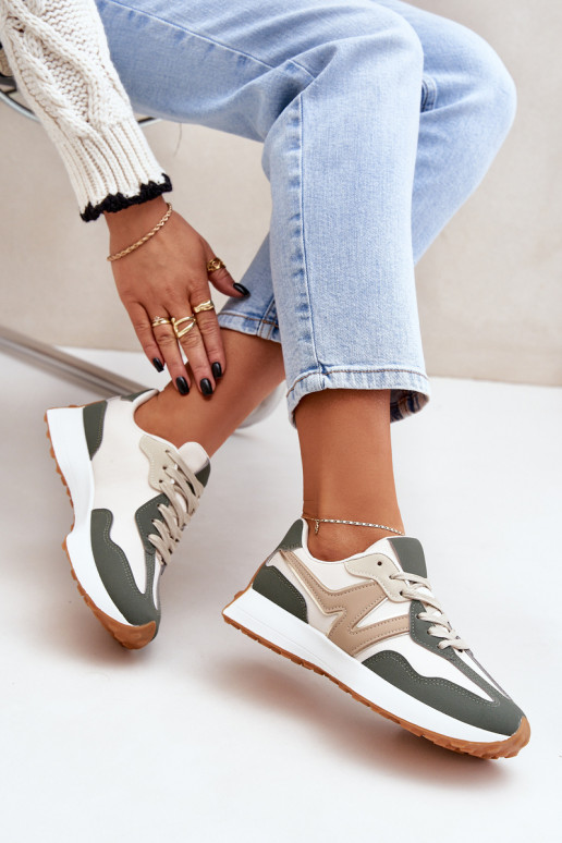 zapatillas Zapatillas modelo zapatos. Femenino beige-color verde Britma