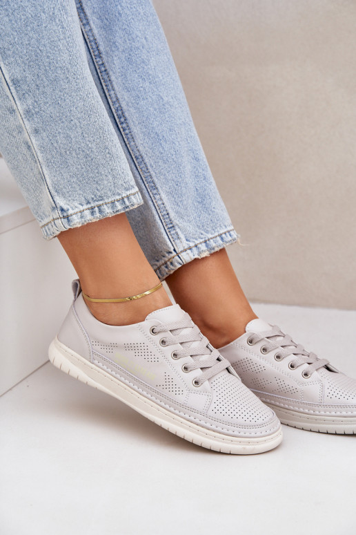 Zapatillas de piel natural. color gris Cloesa