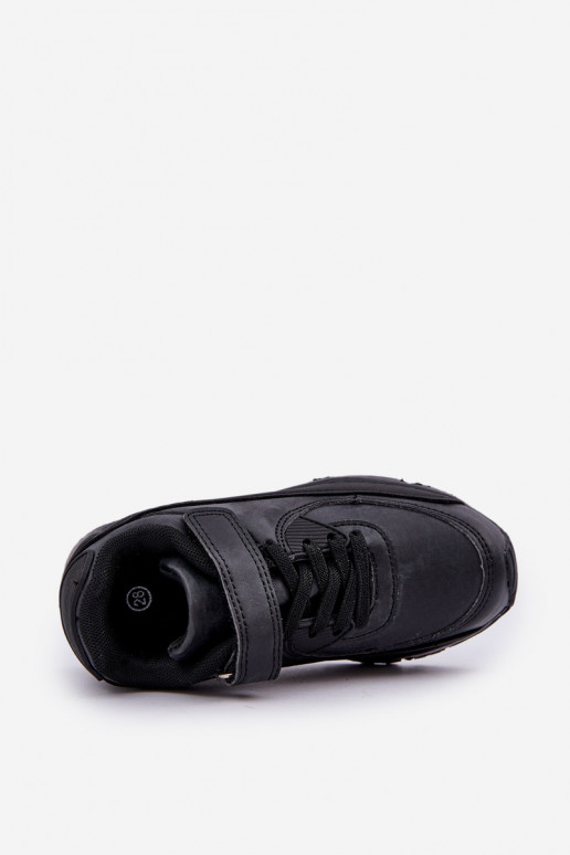 Zapatilla infantil modelo Zapatilla con cierres adhesivos color negro Krissandra