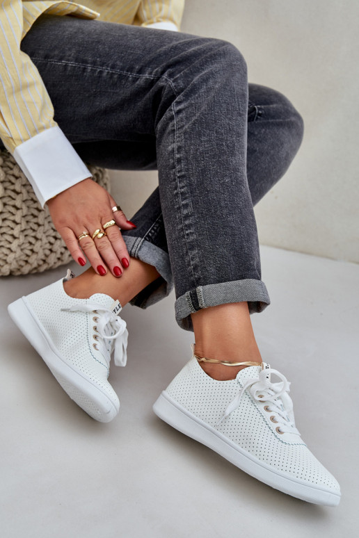 Deportivas de mujer caladas con cordones color marfil Carinel Deportivas de mujer caladas con cordones color marfil Carinel