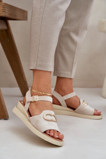 Sandalias de mujer con una plataforma con adornos beige Salianes 2