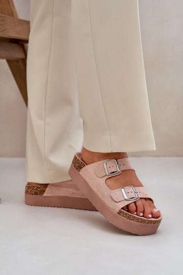 zapatillas de mujer con una plataforma con hebillas color rosa Aramia 2