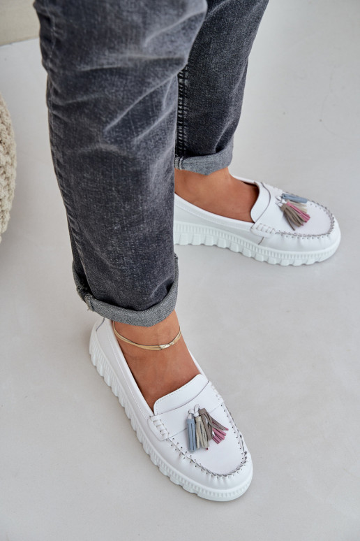 Piel mocasines de mujer con flecos con una plataforma I Koturnie el color blanco Eleazetta Piel mocasines de mujer con flecos con una plataforma I Koturnie el color blanco Eleazetta