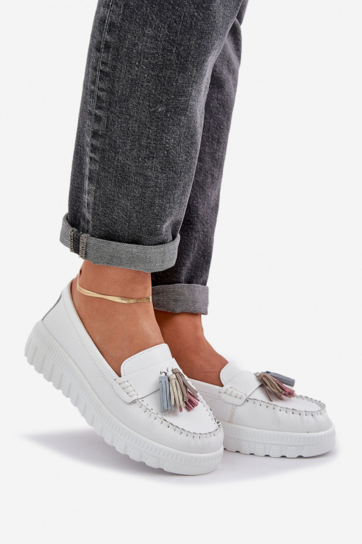 Piel mocasines de mujer con flecos con una plataforma I Koturnie el color blanco Eleazetta Piel mocasines de mujer con flecos con una plataforma I Koturnie el color blanco Eleazetta