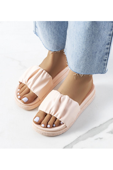 Chanclas de plataforma... 2